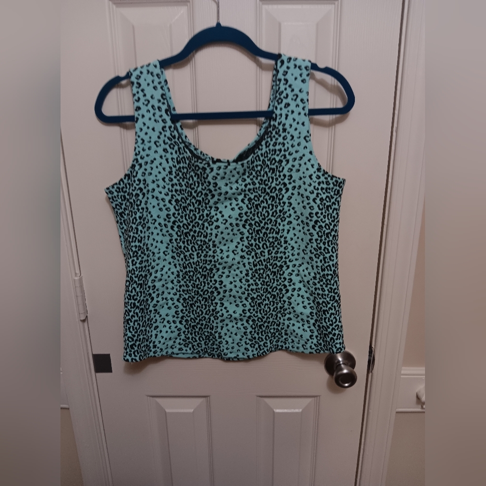 Andria Lieu Jacket & Top Set Cheetah - image 5